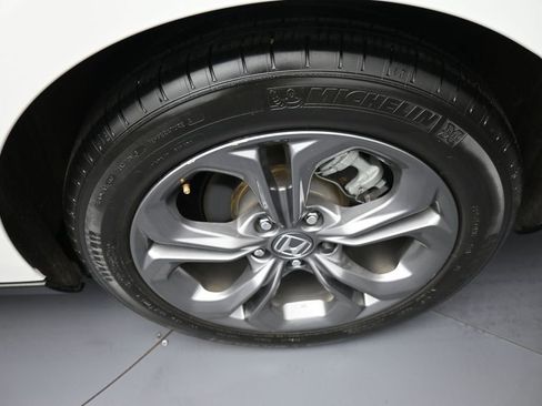 Certified 2023 Honda Accord EX image 15