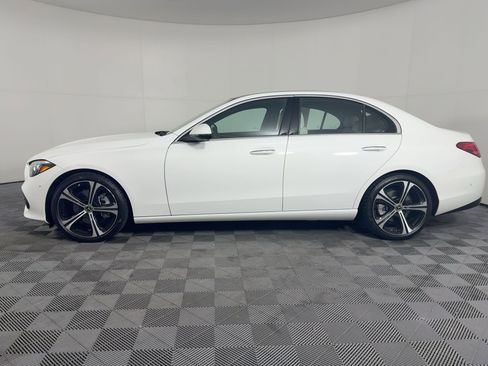 Used 2023 Mercedes-Benz C 300 Sedan image 2