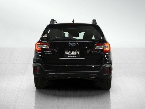 Used 2019 Subaru Outback 2.5i Premium image 4