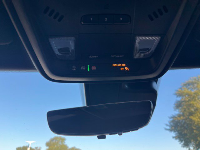 Used 2023 Cadillac XT4 Premium Luxury w/ Enhanced Visibility Package FWD image 28