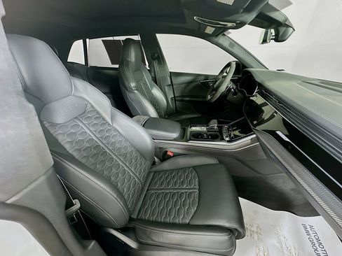 Used 2024 Audi RS Q8 AWD/4WD image 37