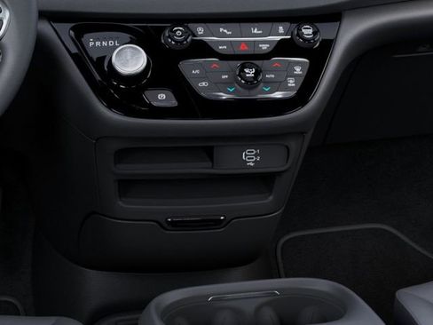 New 2026 Chrysler Voyager LX image 24