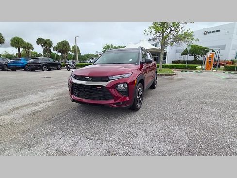 Used 2023 Chevrolet TrailBlazer RS w/ Convenience Package AWD/4WD image 47