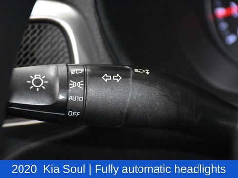 Used 2020 Kia Soul LX image 10
