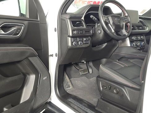 Used 2023 Chevrolet Tahoe RST w/ Luxury Package image 23