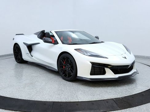 Used 2023 Chevrolet Corvette Z06 w/ Stealth Interior Trim Package image 7