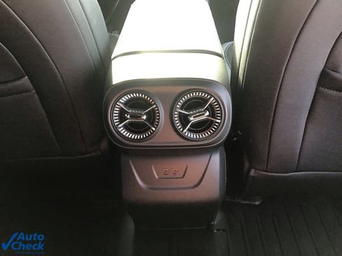 Used 2024 Chevrolet Blazer EV LT image 18