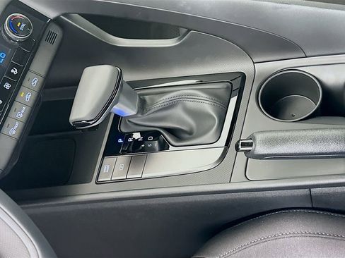 New 2026 Hyundai Elantra Sport image 14