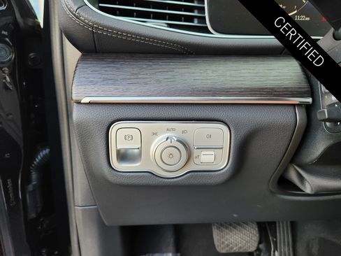 Certified 2026 Mercedes-Benz GLS 450 4MATIC image 23