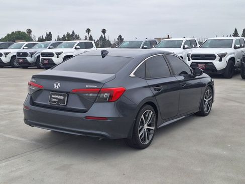Used 2022 Honda Civic Touring image 5