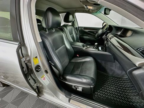 Used 2014 Lexus LS 460 AWD w/ Comfort Package image 37