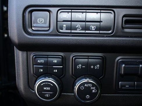 Used 2023 Chevrolet Tahoe Z71 w/ Off-Road Capability Package image 16