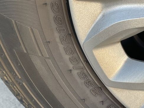 Used 2024 Ford Transit 350 XLT image 12