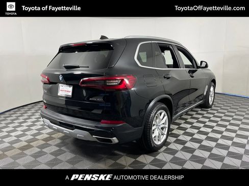 Used 2020 BMW X5 xDrive40i w/ Executive Package AWD/4WD image 18