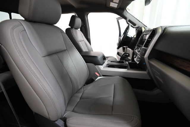 Used 2019 Ford F150 Lariat w/ Equipment Group 502A Luxury AWD/4WD image 30