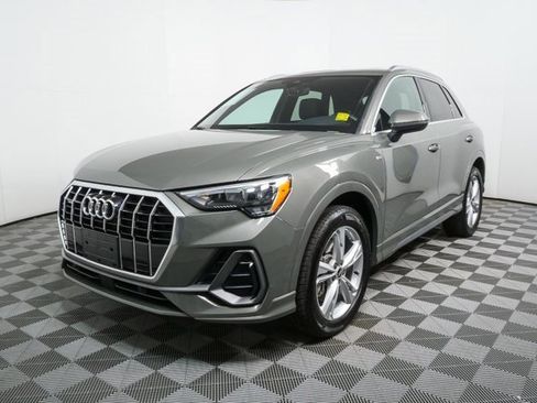Used 2022 Audi Q3 2.0T Premium w/ Convenience Package image 30