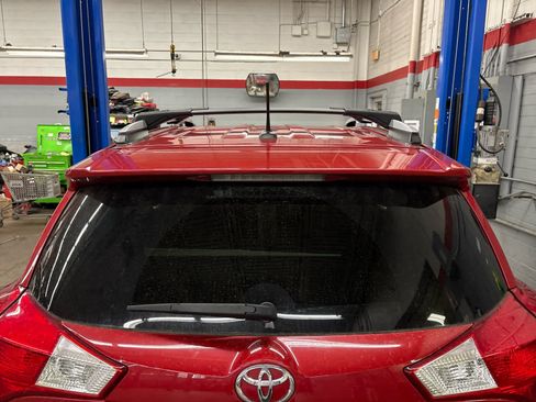 Used 2015 Toyota RAV4 XLE AWD/4WD image 7