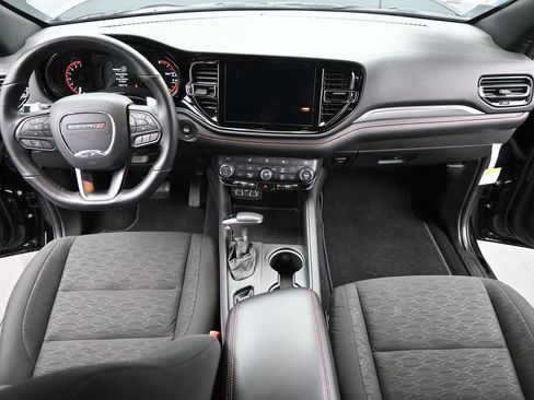 Used 2025 Dodge Durango GT image 25