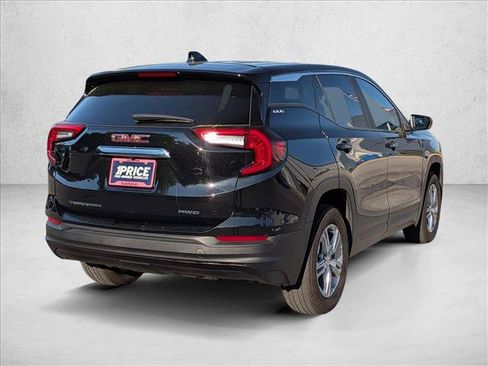 Used 2024 GMC Terrain SLE AWD/4WD image 5
