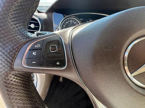 Used 2017 Mercedes-Benz E 300 4MATIC image 26