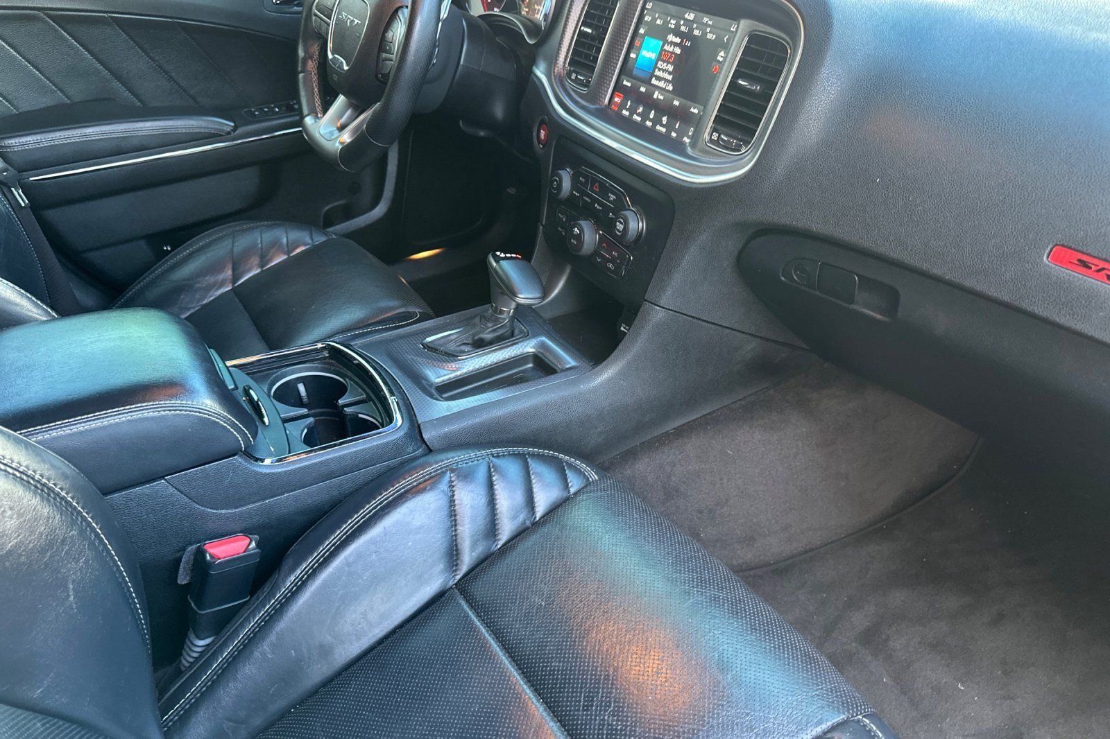 Used 2018 Dodge Charger SRT Hellcat RWD image 18