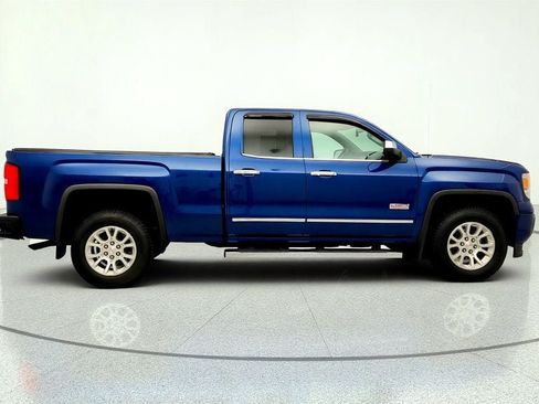 Used 2015 GMC Sierra 1500 SLE w/ All-Terrain Package AWD/4WD image 4