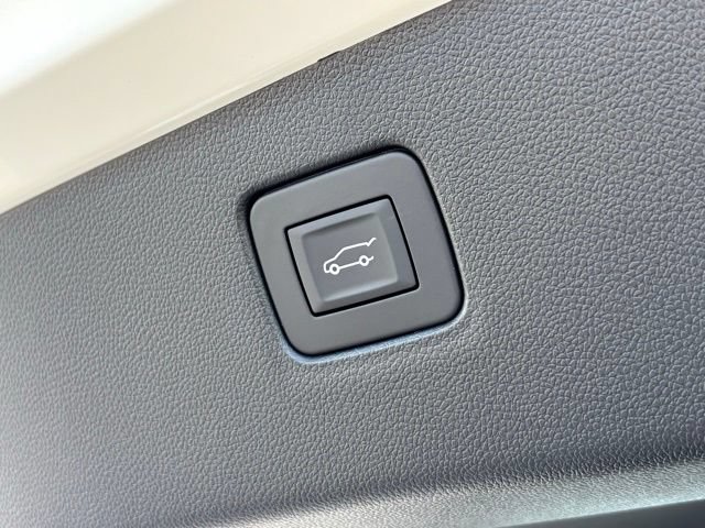 New 2026 Buick Envista Sport Touring w/ Convenience I Package FWD image 10