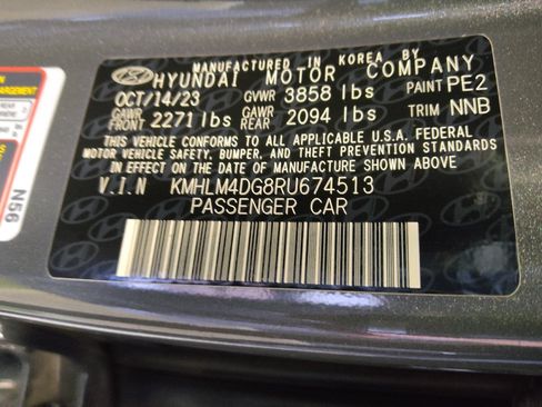 Used 2024 Hyundai Elantra SEL FWD image 33