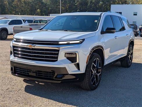 New 2026 Chevrolet Traverse High Country image 5