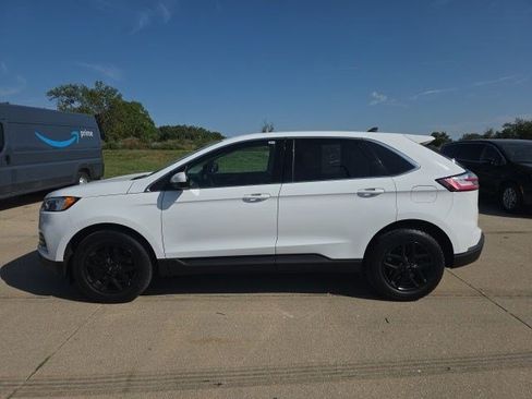 Used 2024 Ford Edge SEL AWD/4WD image 5