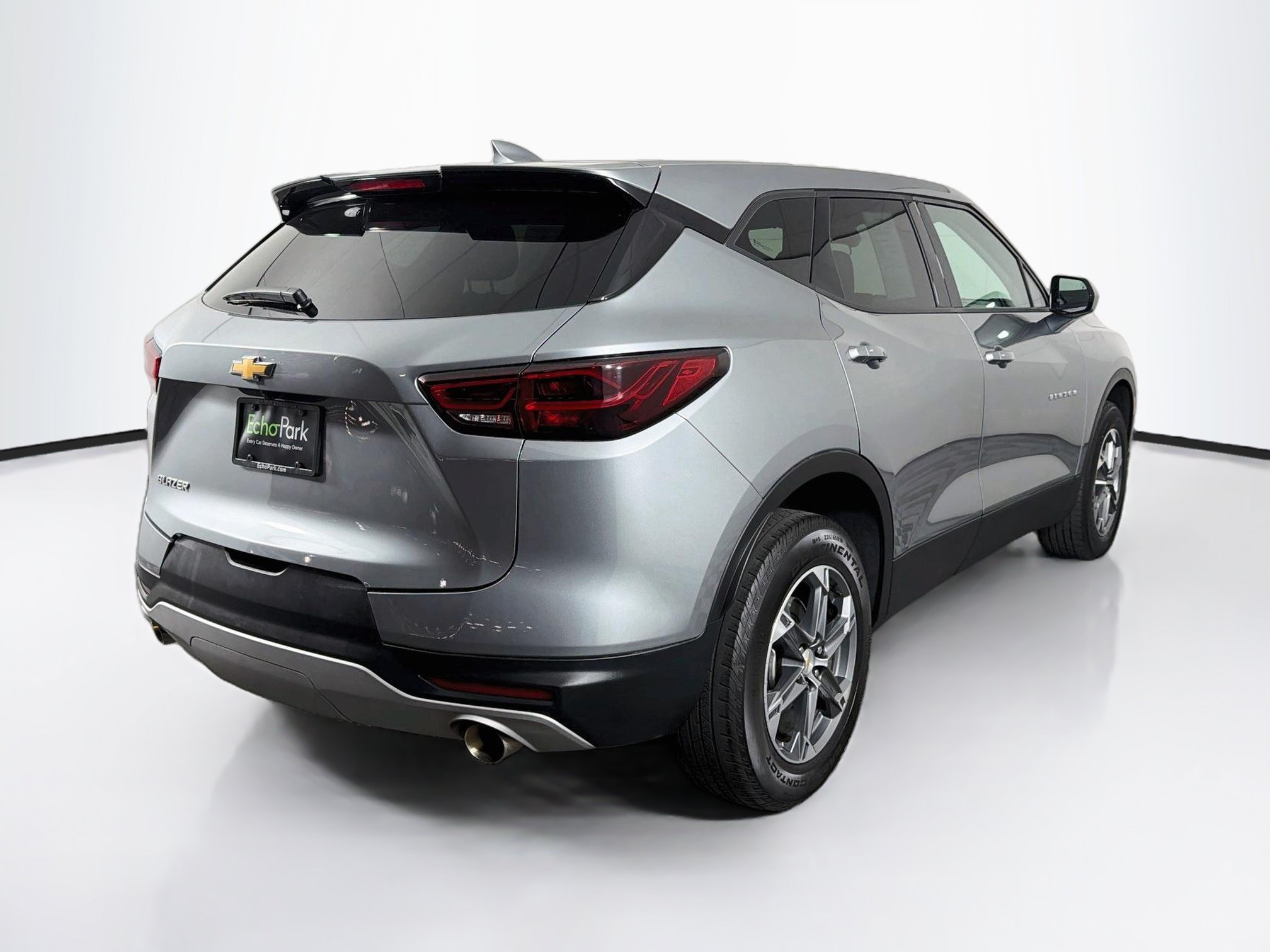 Used 2025 Chevrolet Blazer LT FWD image 9