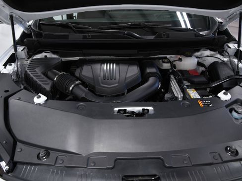 Used 2025 Buick Enclave Sport Touring AWD/4WD image 14