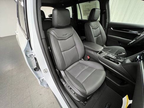 New 2025 Cadillac XT6 Premium Luxury w/ Technology Package image 17