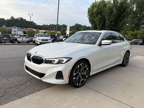 Used 2026 BMW 330i Sedan RWD image 4