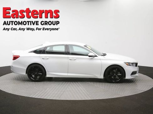 Used 2018 Honda Accord Sport image 39