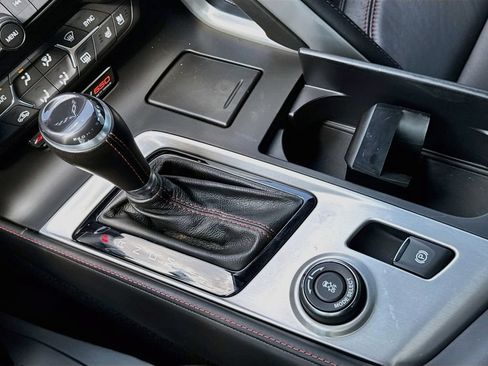 Used 2019 Chevrolet Corvette Z06 RWD image 22