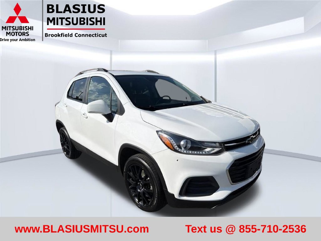 Used 2022 Chevrolet Trax LT w/ Sport Edition AWD/4WD image 1