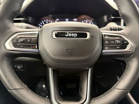 Used 2025 Jeep Compass Limited AWD/4WD image 35