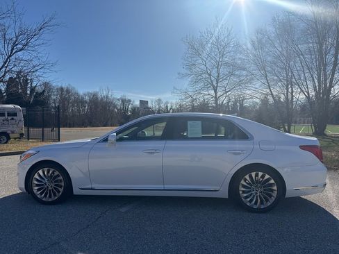 Used 2018 Genesis G90 3.3T Premium image 7