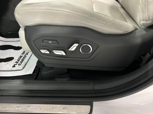 Used 2025 Hyundai Santa Fe Calligraphy image 11