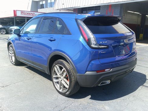 Used 2021 Cadillac XT4 Sport w/ Cold Weather Package AWD/4WD image 12