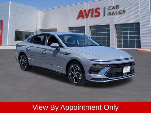 Used 2025 Hyundai Sonata SEL FWD image 3
