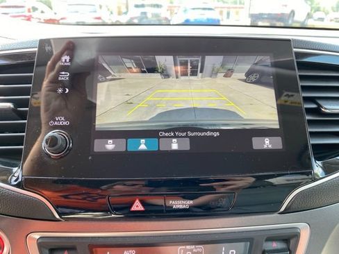 Used 2020 Honda Pilot EX image 23