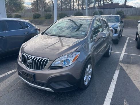 Used 2015 Buick Encore FWD image 3