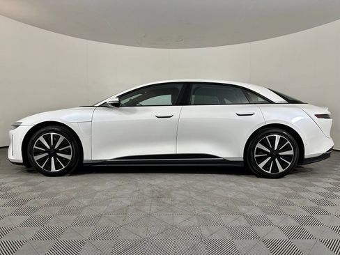 Used 2025 Lucid Air Touring AWD/4WD image 18