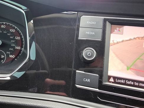 Used 2019 Volkswagen Jetta SE FWD image 38