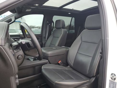 Used 2023 Chevrolet Tahoe Premier image 5