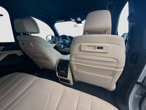 Used 2022 BMW X5 M50i w/ Executive Package AWD/4WD image 28