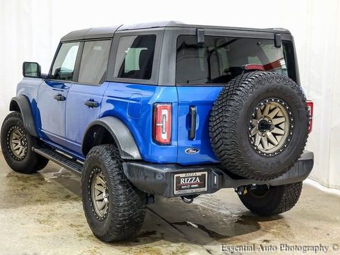 Used 2022 Ford Bronco Wildtrak image 8