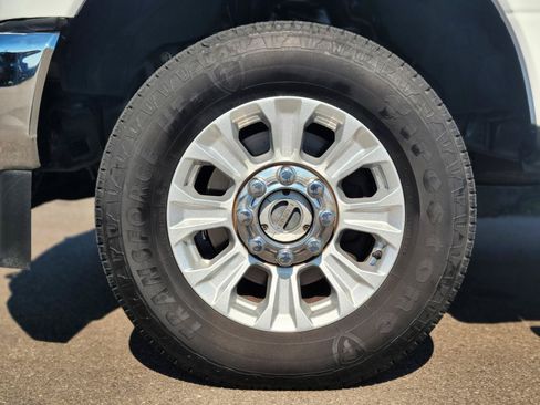 Used 2022 Ford F250 XLT AWD/4WD image 21